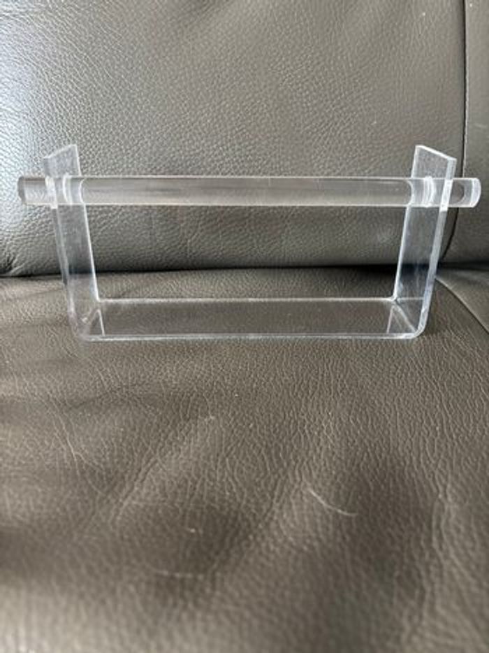 Support / présentoir bracelets vendu vide en plexiglass - photo numéro 2