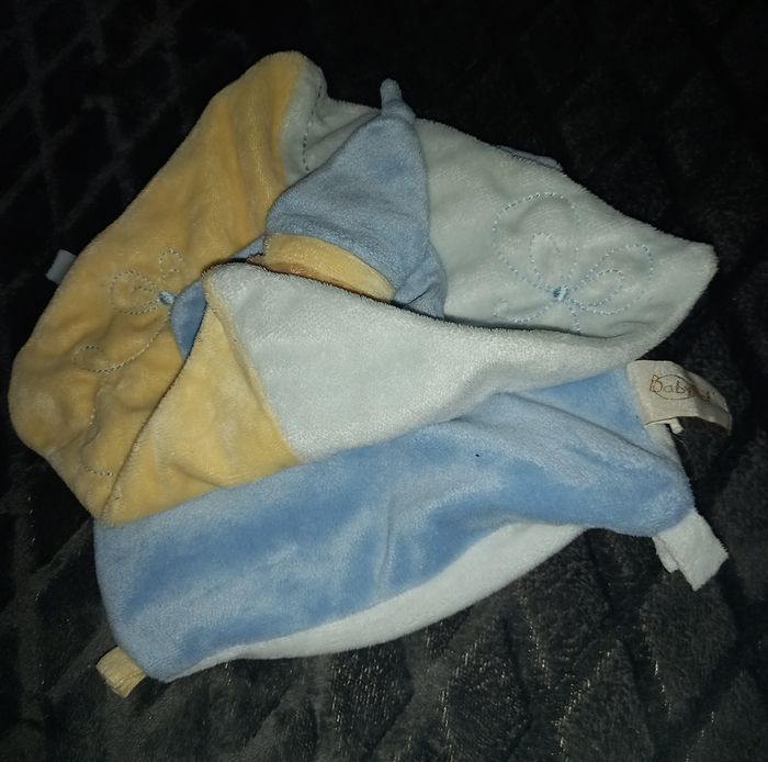 Doudou ours carré plat jaune et bleu - Baby Nat - photo numéro 2