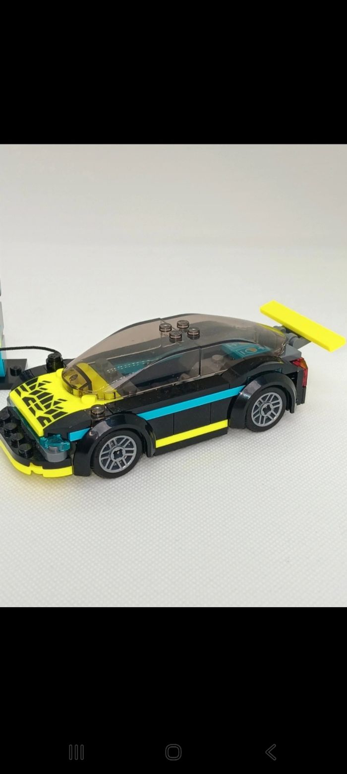 Lego City 60383 Voiture de Sport Électrique
Complet - photo numéro 3