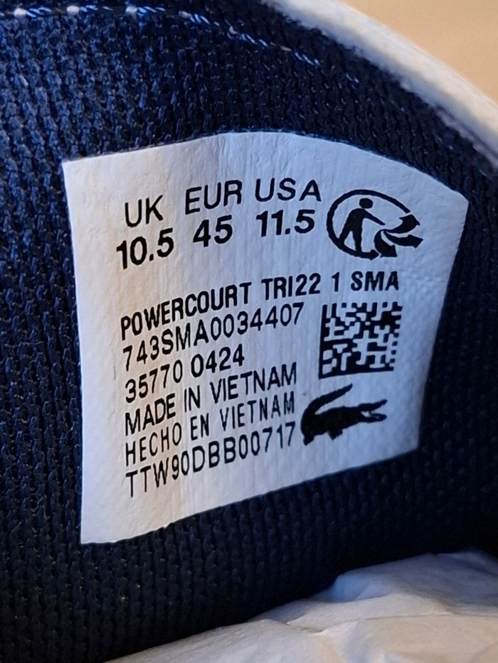 Baskets Lacoste t. 45 100%Cuir, Neuf jamais porte, valeur 150euro - photo numéro 6