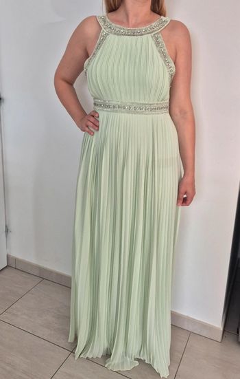 Robe longue verte avec paillettes