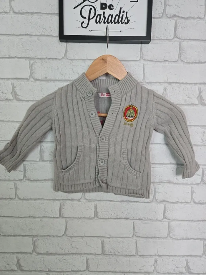 🦌 Gilet bébé gris Du Pareil Au Même – 18 mois, à boutons, bon état
