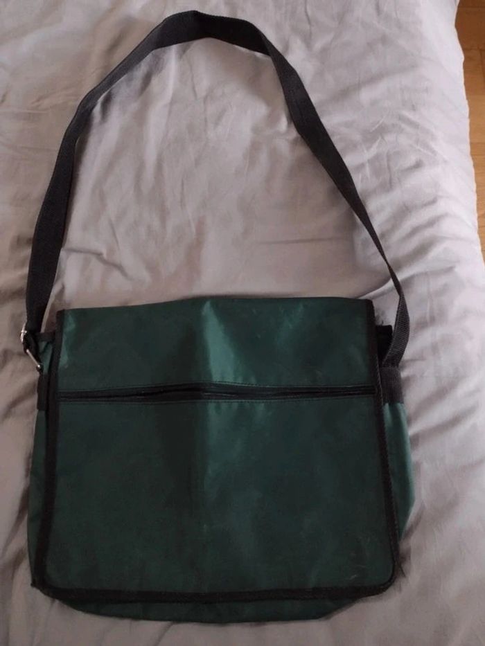 Sac bandoulière vert foncé