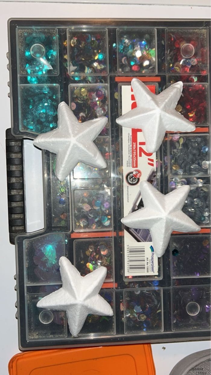 Sequin + étoile + boîte + épingle - photo numéro 2