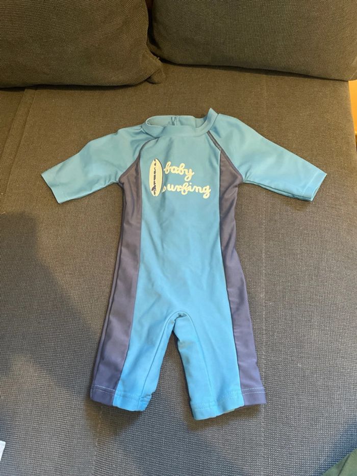 Combinaison piscine 6 mois