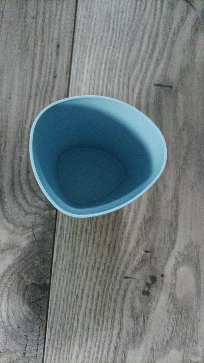 Joli pot à crayons neuf - photo numéro 3