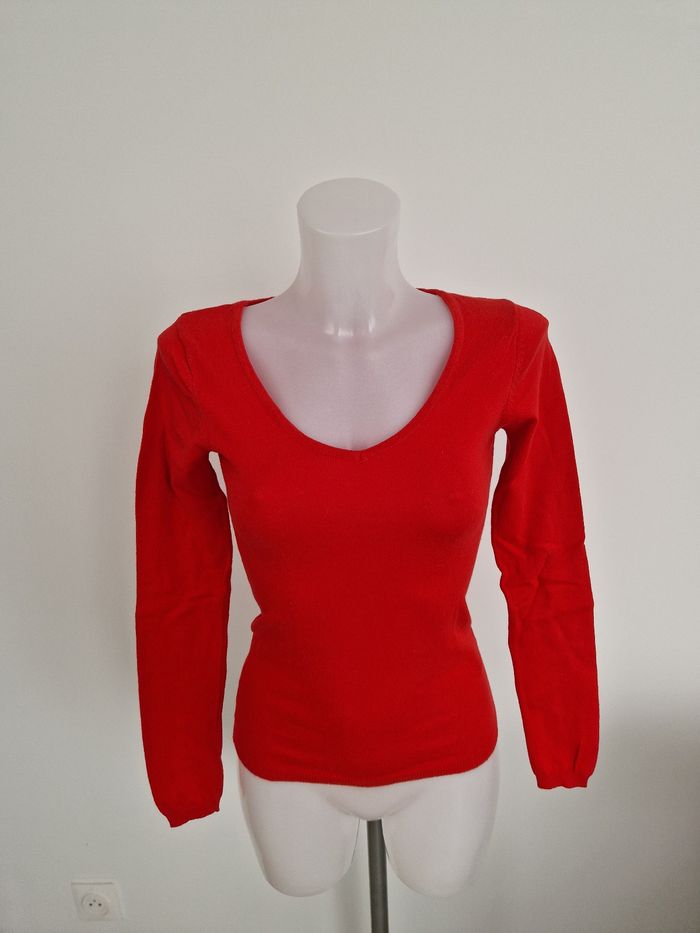 Pull col v arrondi Jennyfer