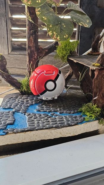 Super pokeball pour figurine Pokemon Nintendo