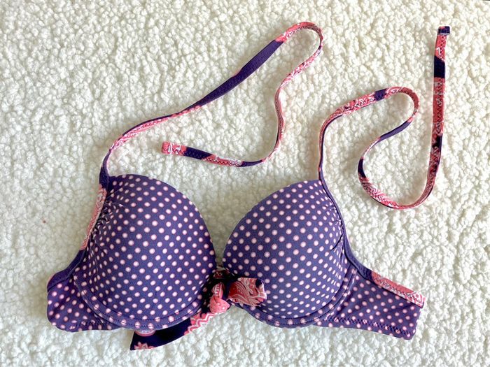 Maillot de bain deux pièces violet et rose - déco bandanas - photo numéro 2