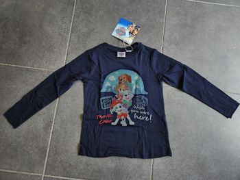 T-shit manches longues pat patrouille taille 7 ans