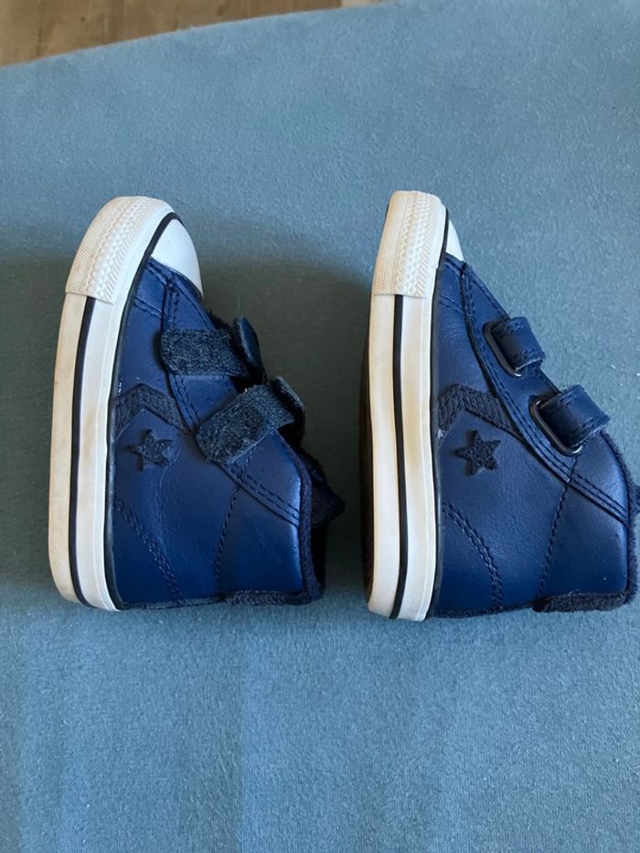 Chaussures Converse taille 20 - photo numéro 2
