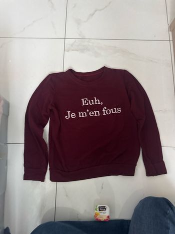 Sweat-shirt bordeaux avec message 😎