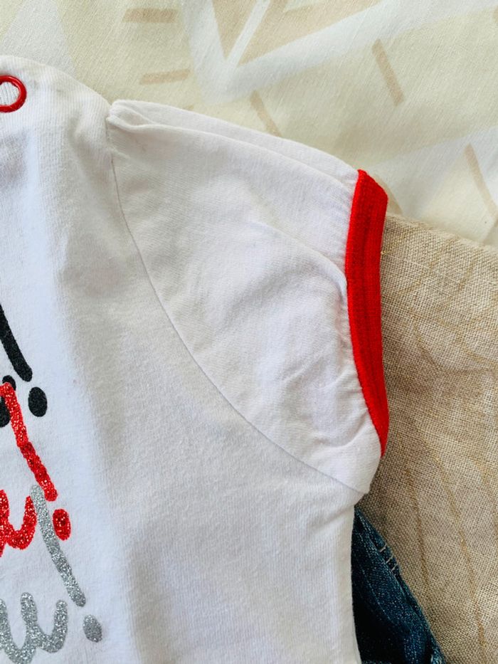 Ensemble casual tendance tee shirt  Hello Kitty et jean boot cut - photo numéro 5