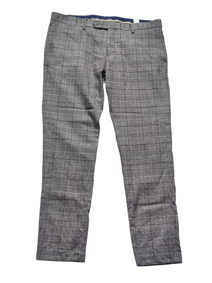 Pantalon chino gris taille 48