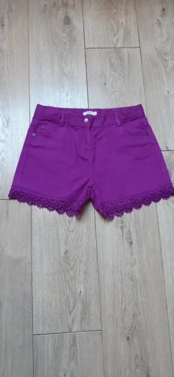 Short en jeans gémo 12 ans neuf jamais porté