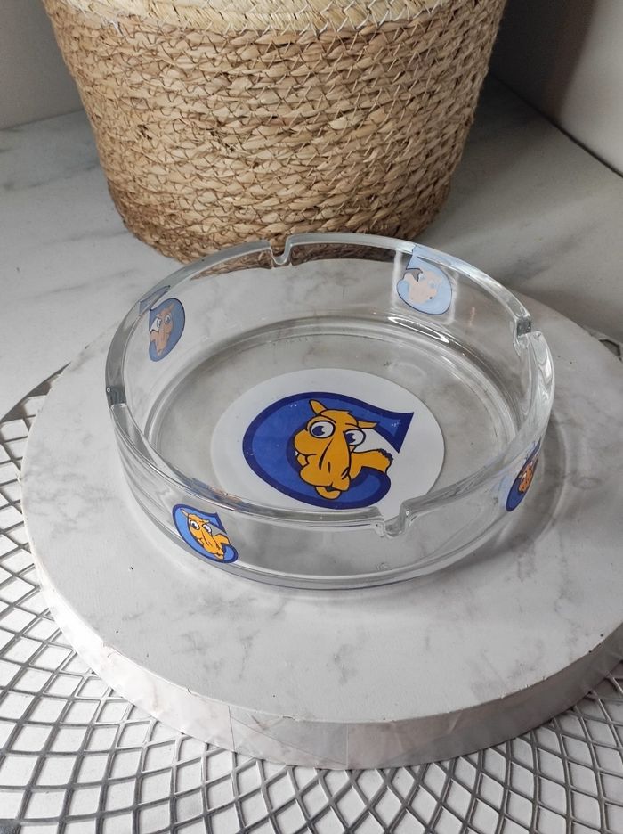 Grand cendrier publicitaire camel