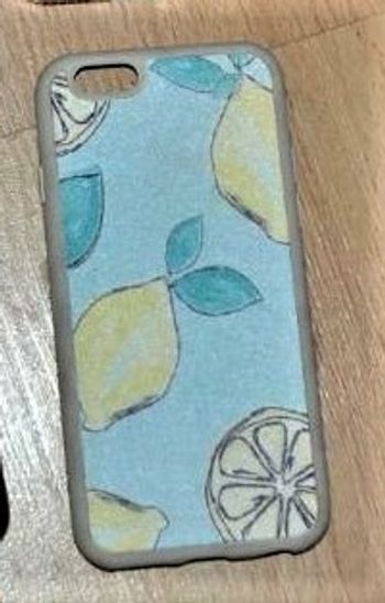 Coque IPhone 6/ 6S ou similaire "citron" en tb état