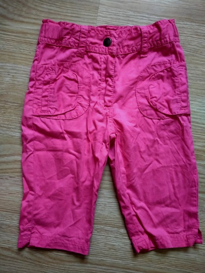 Panta court rose. U collection.
Taille 3 ans - photo numéro 2
