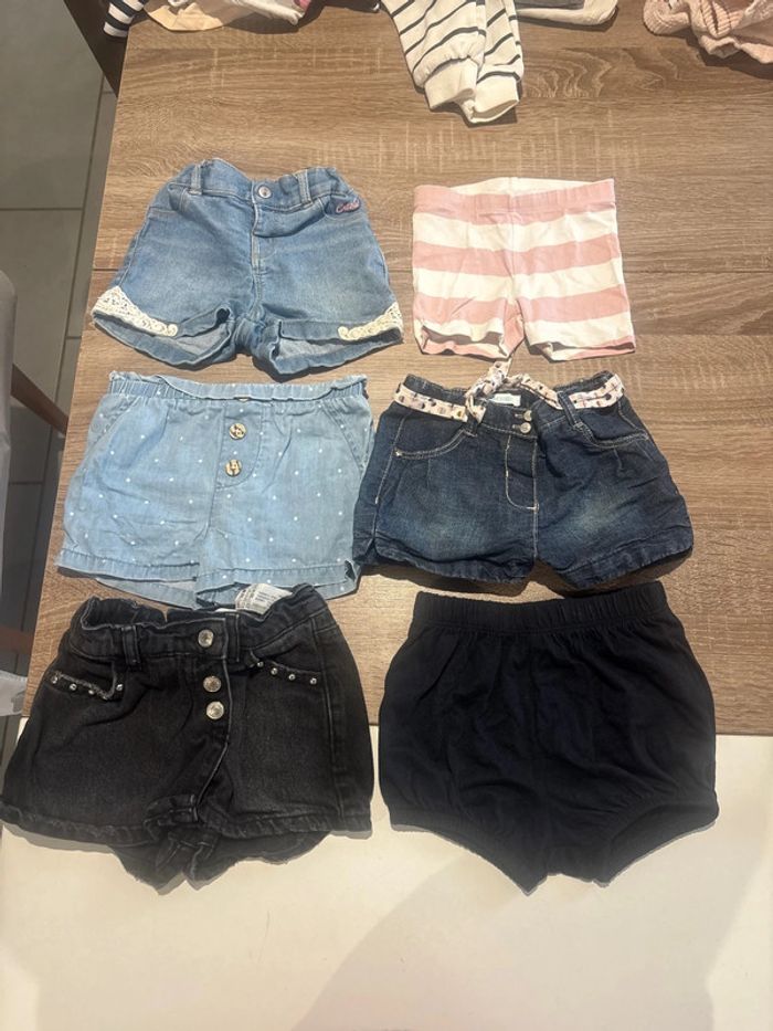 Lot 11 shorts et jupes 12 mois