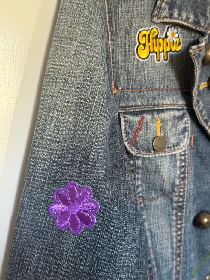 Veste en jean customisée - photo numéro 7