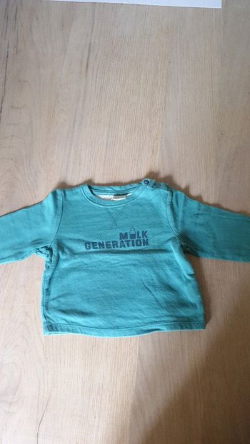 Pull vert tape à l'œil 9m