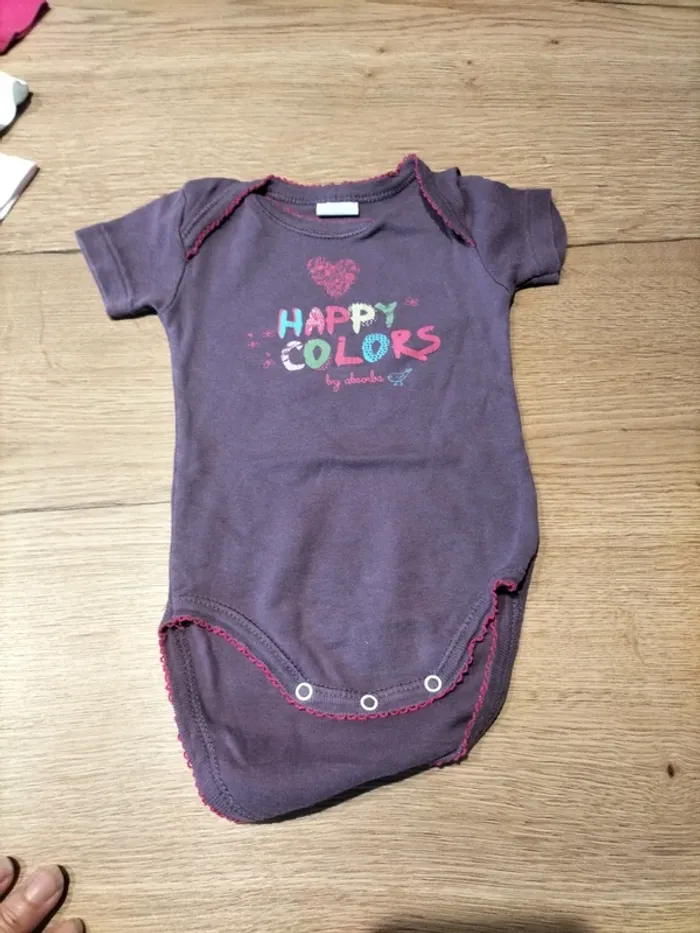 Lot de 4 bodys 6 mois absorba - photo numéro 2