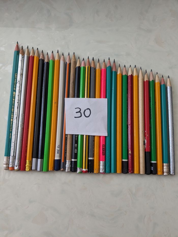 Lot de 30 crayons de papier. - photo numéro 3