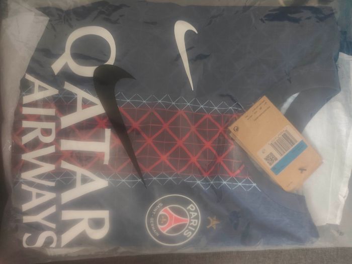 Maillot PSG 25/26 - photo numéro 3