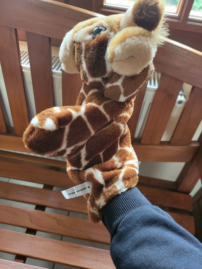 Peluche marionnette girafe 🦒 - photo numéro 2