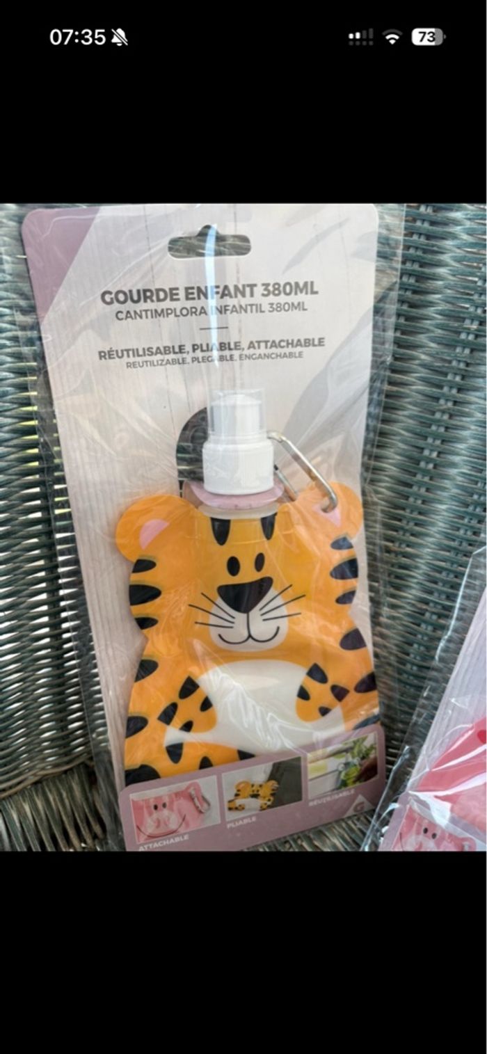 Lots de 3 gourdes enfant neuve réutilisable - photo numéro 2