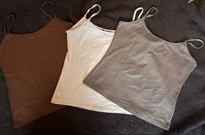 Lot de 3 débardeurs top à bretelles fines