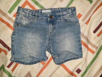 Short jean in extenso