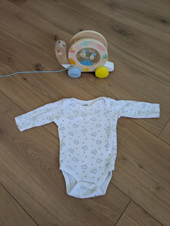 Lot bodies taille 3 mois - photo numéro 6