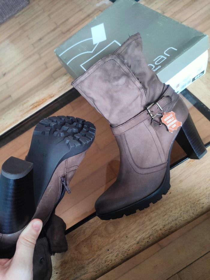 NEUF - bottines Brunes 41 - photo numéro 6