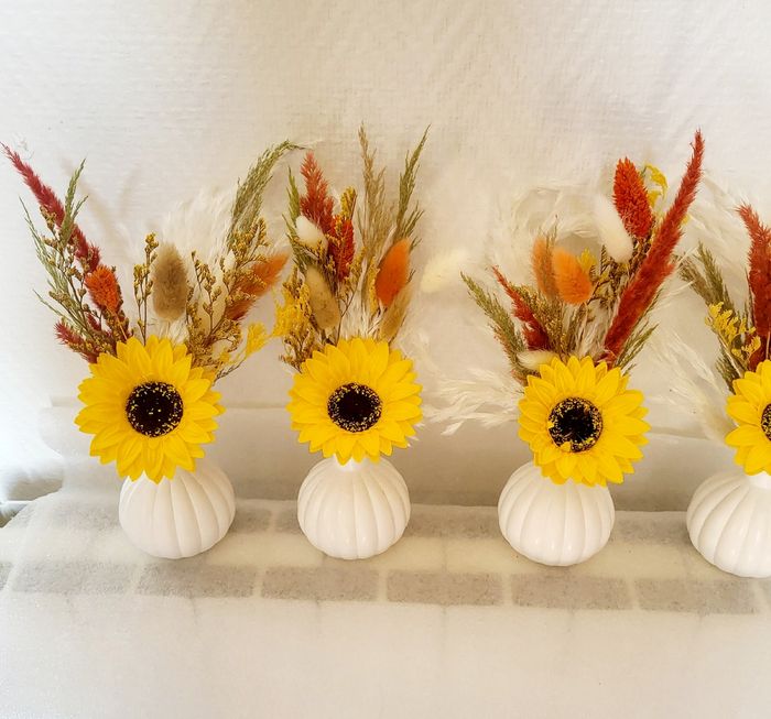 Decoration table