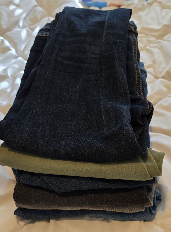 Lot 6  jeans