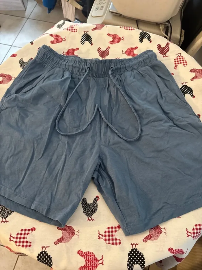 Short femme n°150