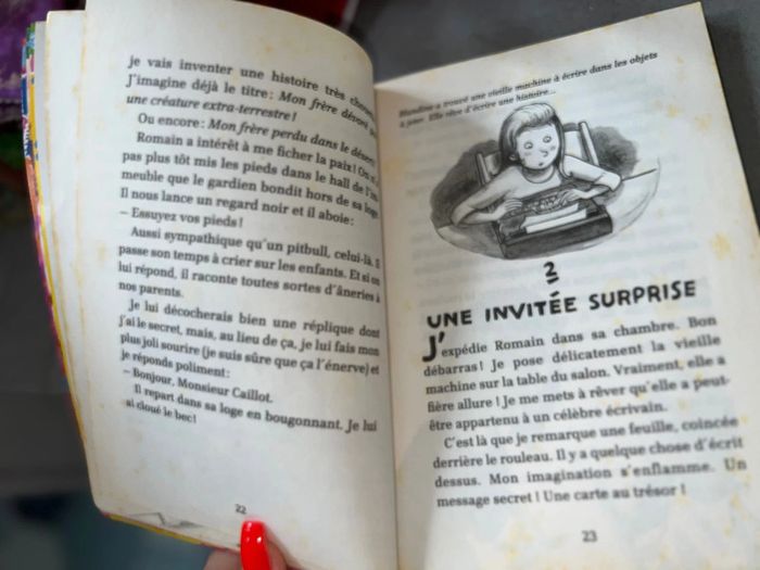 Livre bouquin lecture fille 8 - 12 ans les ptites sorcières vintage année 2000 magasine - photo numéro 3