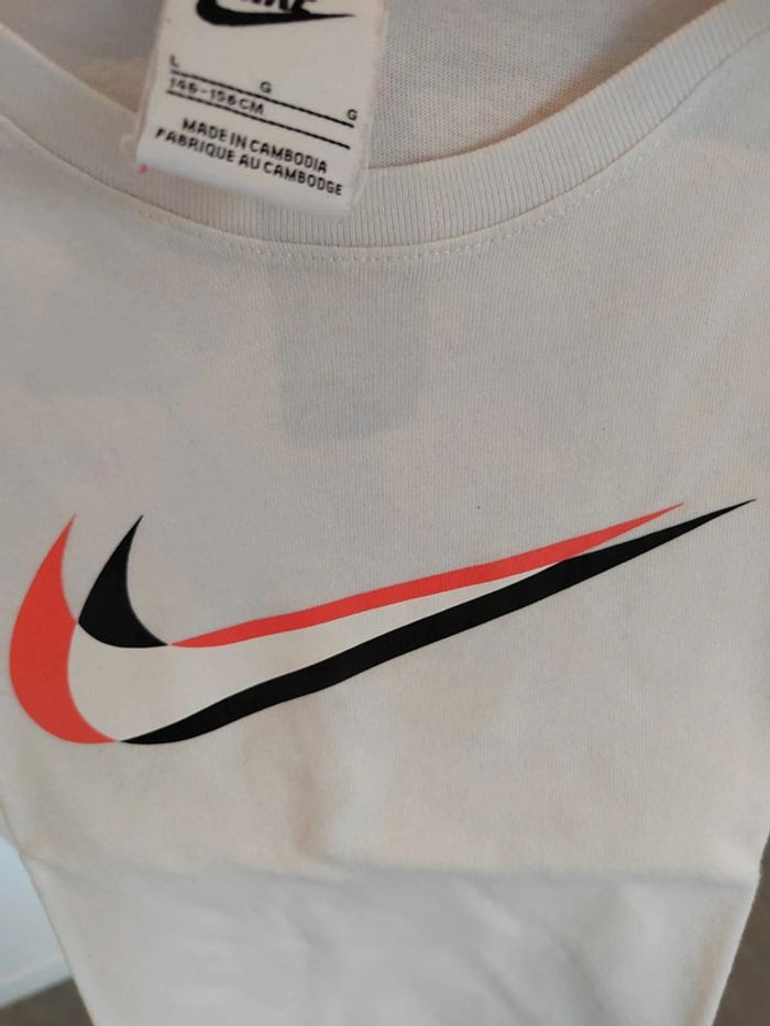 Tee-shirt blanc Nike 146 - 156 cm - photo numéro 3