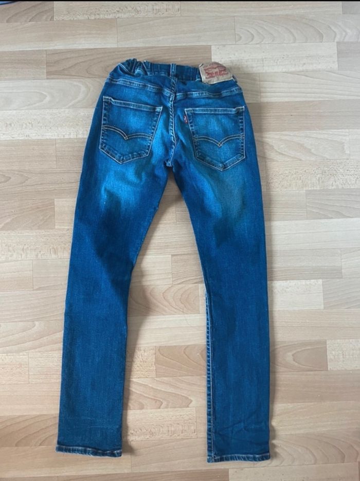 Jean levi’s garçon taille 12 ans - photo numéro 2