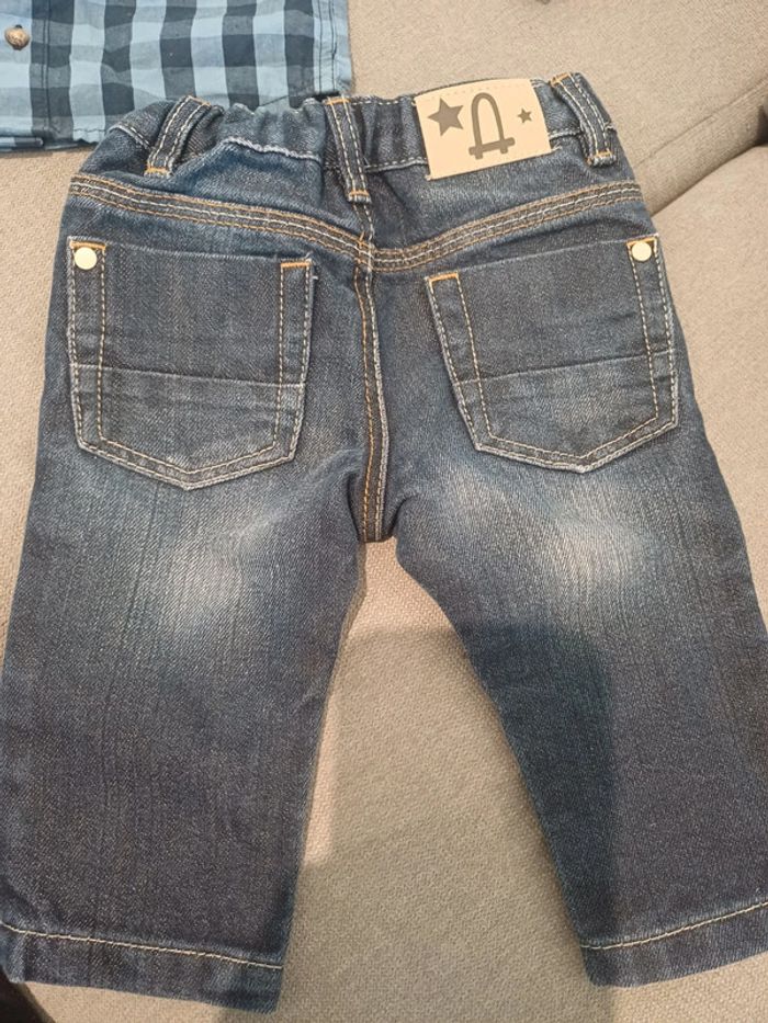 Ensemble chemise kiabi et jeans in extenso taille 6 mois - photo numéro 5