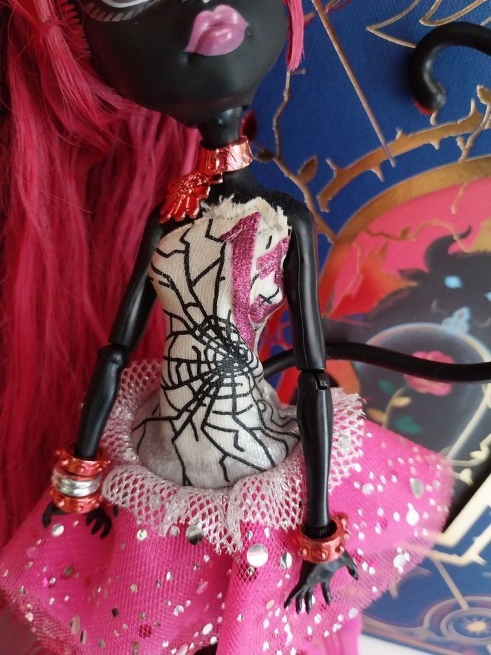 Poupée Catty Noir Vendredi 13 Chanteuse 13 Wishes Monster High Mattel - photo numéro 3