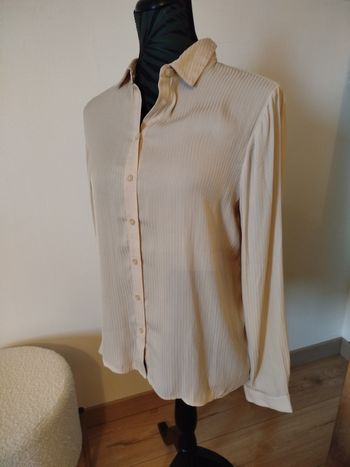 Chemise beige satiné rayé 36 S