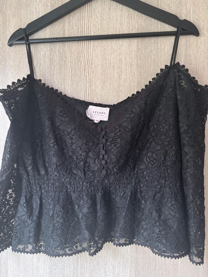 🖤 top court épaules dénudées noir crochet Sézane – T 38 - photo numéro 3
