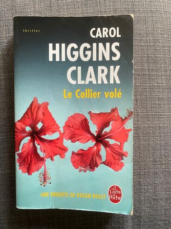 Le collier volé de Carole Higgings Clark