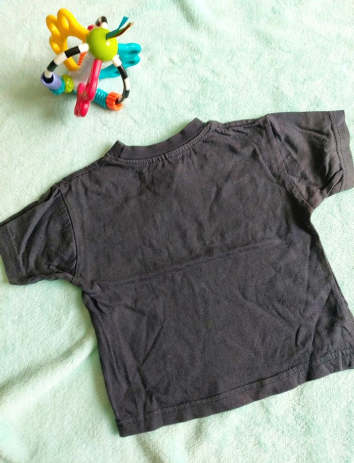 Tee-shirt taille 12 mois - photo numéro 2