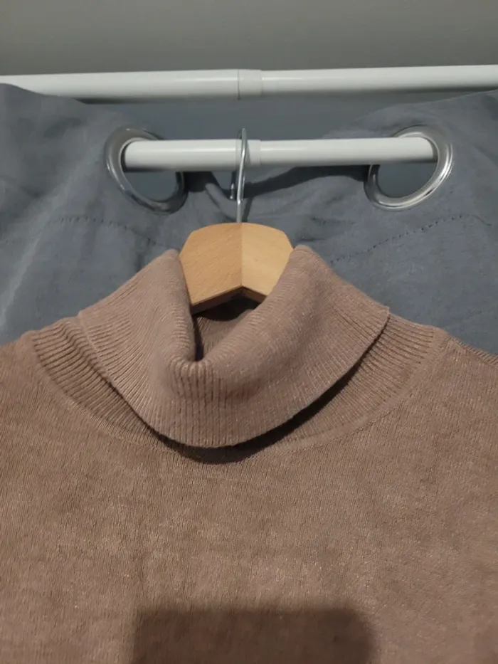 Pull Col roulé C&A - photo numéro 4