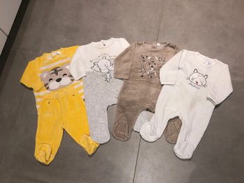 Lot de 4 pyjama 6 mois
