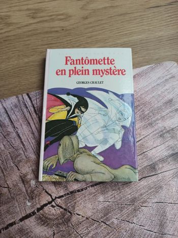 Livre fantômette en plein mystère