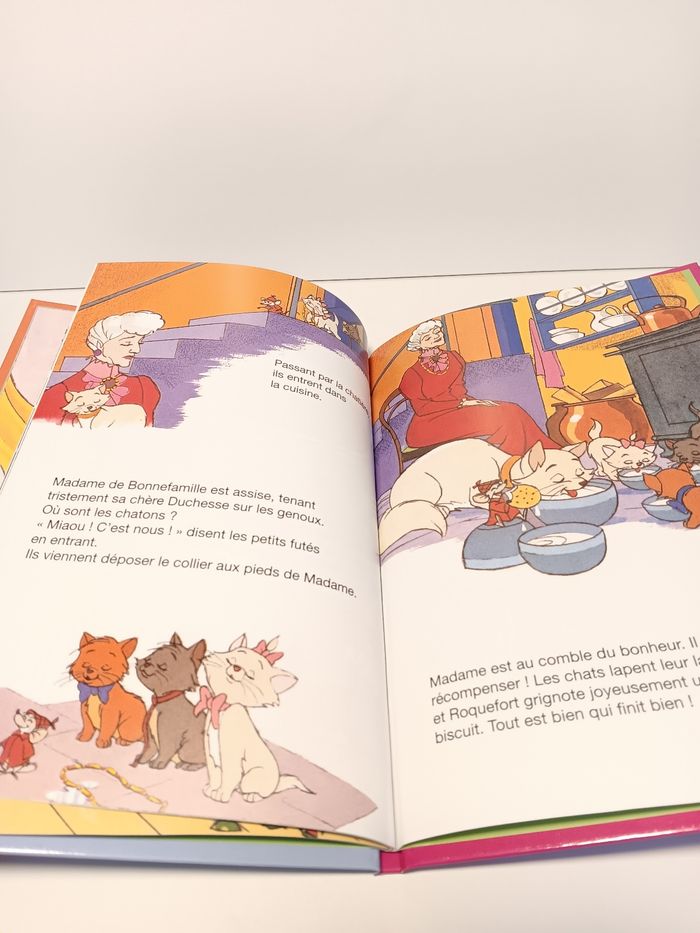 Livre Disney club du livre Les aristochats l'affaire du collier - photo numéro 6